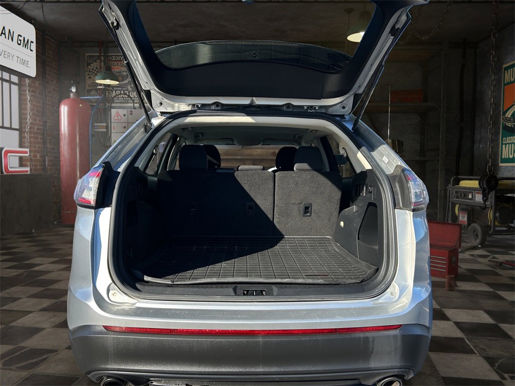 Used 2016 Ford Edge SE image 26