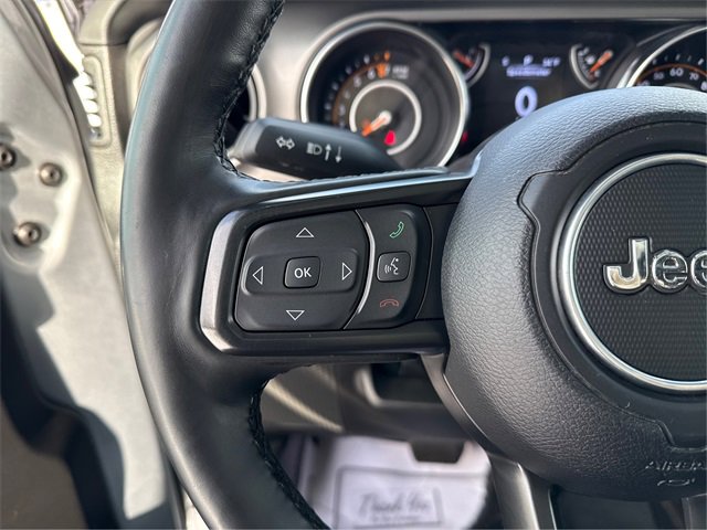 Used 2022 Jeep Gladiator Willys image 31