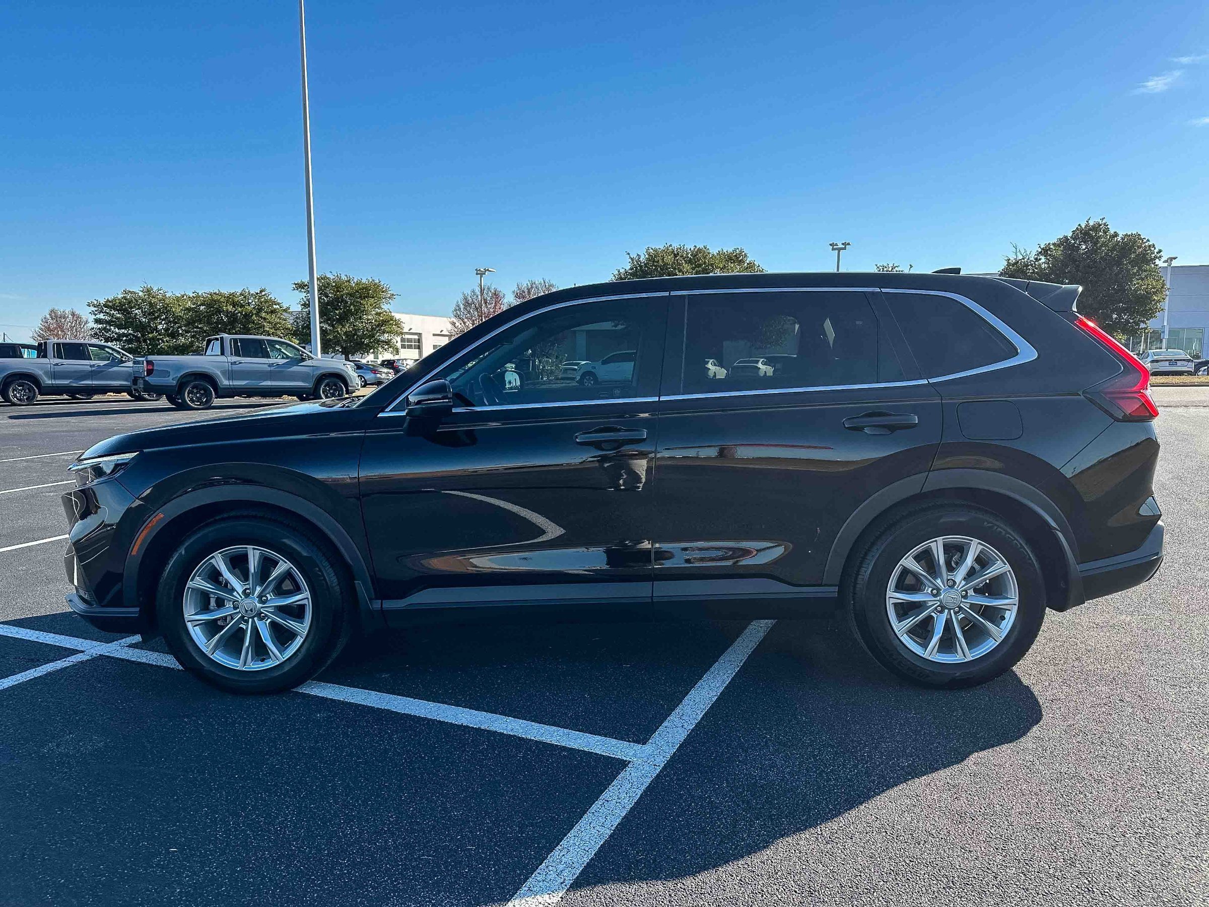 Certified 2025 Honda CR-V EX-L image 9