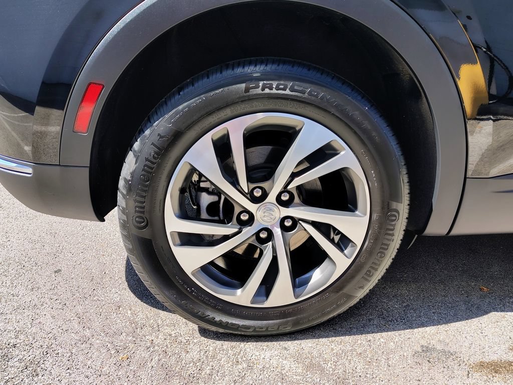 Certified 2021 Buick Envision Essence AWD/4WD image 11