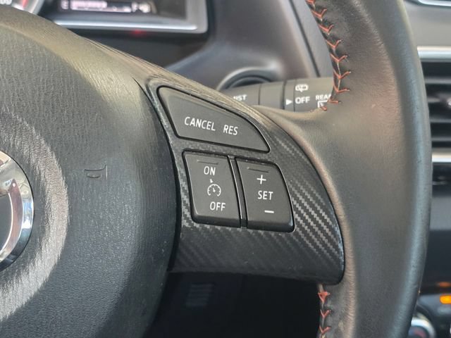 Used 2016 MAZDA MAZDA3 i Touring w/ Popular Equipment Package FWD image 27