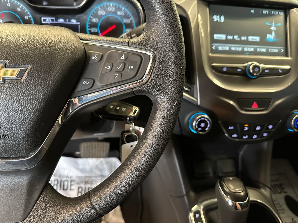 Used 2017 Chevrolet Cruze LT image 12