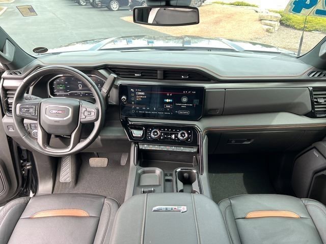 Used 2024 GMC Sierra 2500 AT4 AWD/4WD image 15