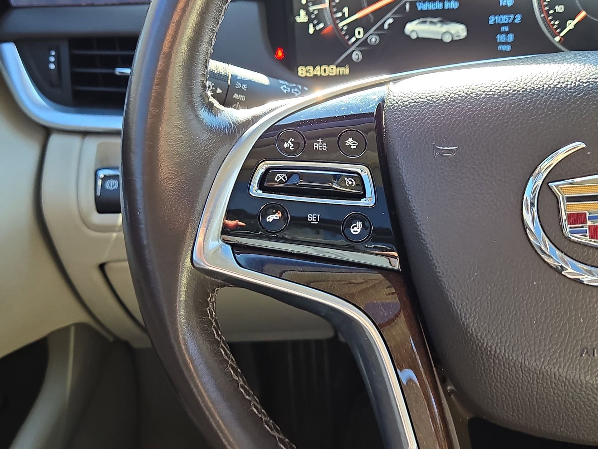 Used 2013 Cadillac XTS Platinum AWD/4WD image 21