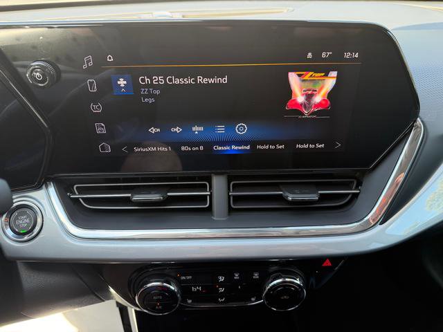 New 2025 Chevrolet Trax LT w/ LT Convenience Package image 16