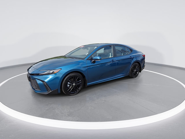 Used 2026 Toyota Camry SE w/ Convenience Package FWD image 5