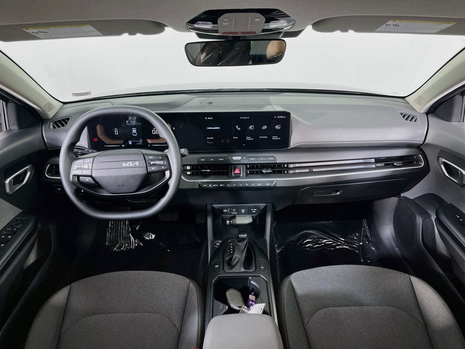Used 2025 Kia K4 FWD image 12