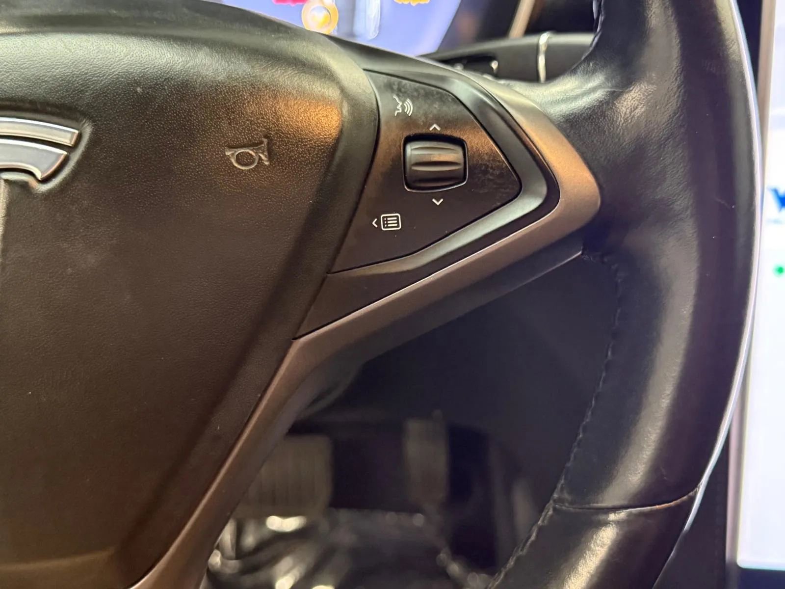 Used 2018 Tesla Model S 75D image 32