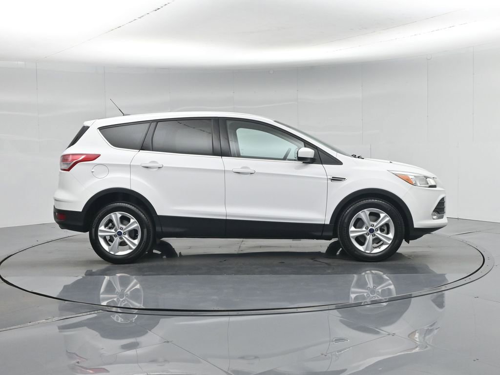 Used 2016 Ford Escape SE image 25