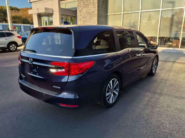 Used 2023 Honda Odyssey Touring image 3