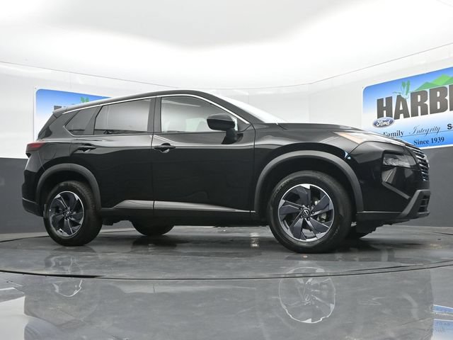 Used 2025 Nissan Rogue SV FWD image 23