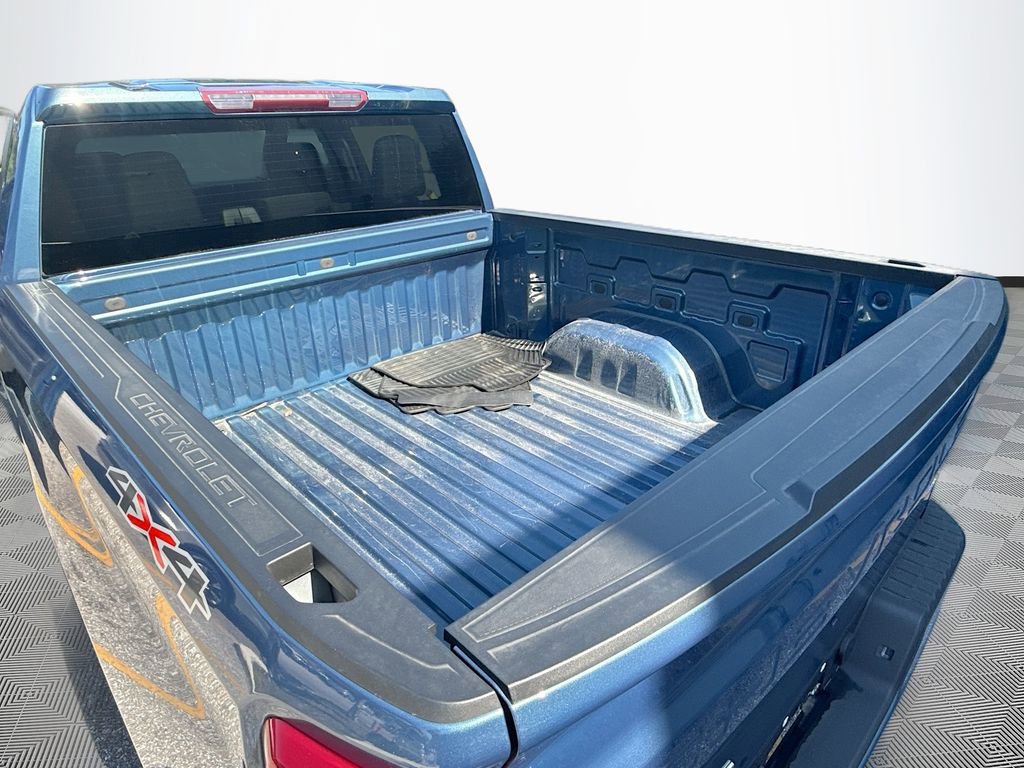 Used 2024 Chevrolet Silverado 1500 RST AWD/4WD image 28