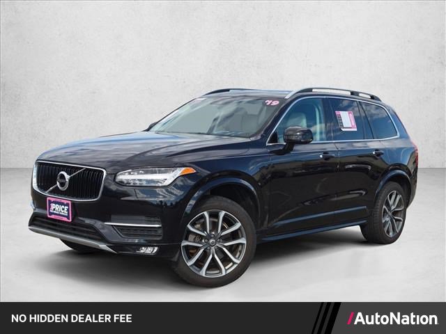 Used 2019 Volvo XC90 T5 Momentum w/ Multimedia Package AWD/4WD image 1