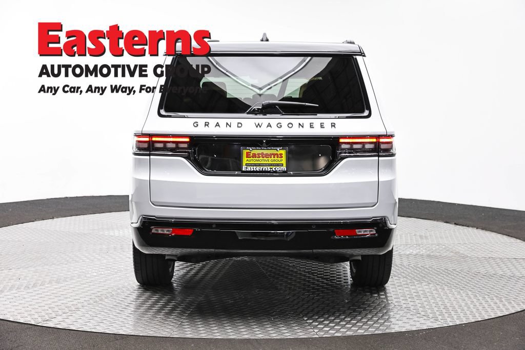 Used 2025 Jeep Grand Wagoneer Series III w/ Rear Seat Video Group 1 AWD/4WD image 6