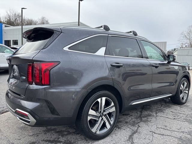 Used 2022 Kia Sorento EX w/ Panoramic Sunroof Package image 5
