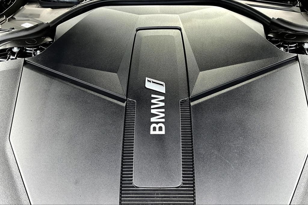 Used 2023 BMW i7 xDrive60 AWD/4WD image 31