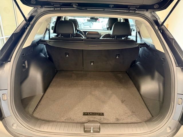 Used 2025 Kia Sportage EX image 7