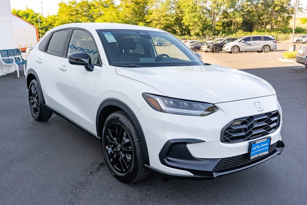 New 2026 Honda HR-V Sport image 4