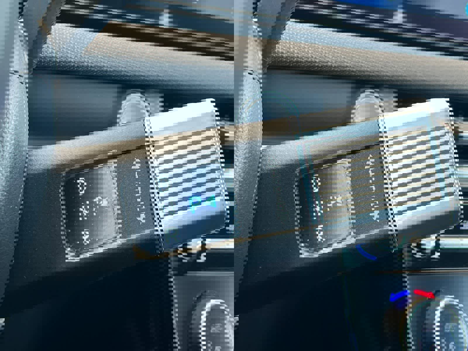 New 2025 Hyundai Tucson Limited image 21