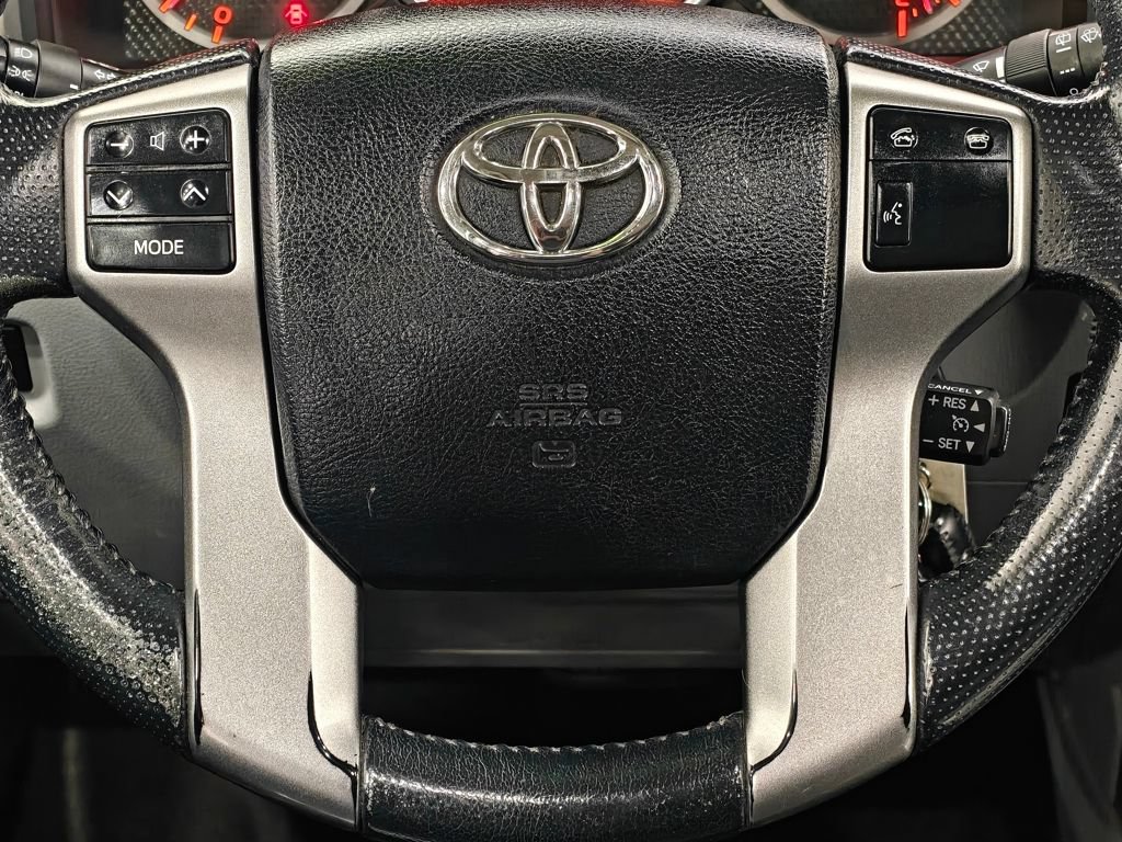 Used 2011 Toyota 4Runner SR5 w/ Premium Pkg w/Leather AWD/4WD image 5