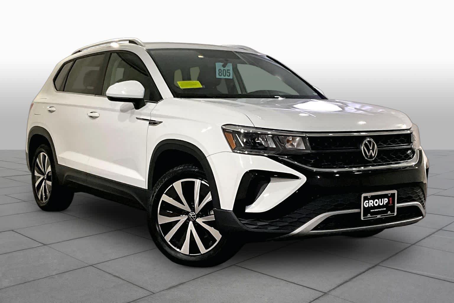 Used 2022 Volkswagen Taos SE AWD/4WD image 2