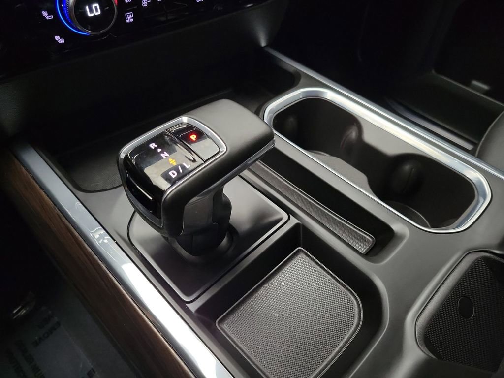 Certified 2024 GMC Sierra 1500 SLT w/ SLT Premium Package AWD/4WD image 15