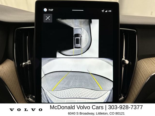 Used 2026 Volvo XC60 B5 Plus w/ Protection Package Premier AWD/4WD image 17