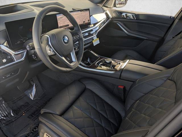 New 2026 BMW X5 xDrive50e w/ Climate Comfort Package AWD/4WD image 3