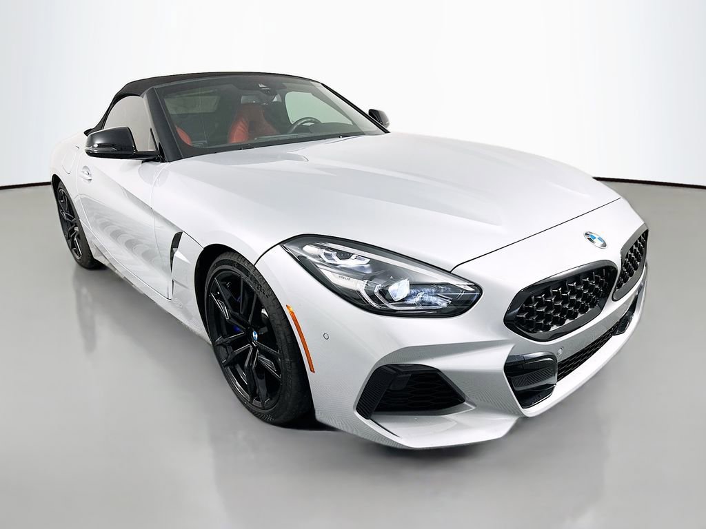 Certified 2022 BMW Z4 sDrive30i w/ Dynamic Handling Package image 3