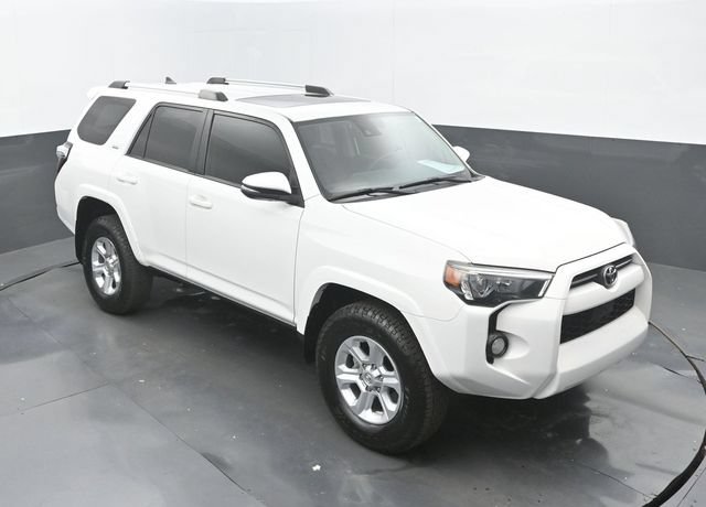 Used 2020 Toyota 4Runner SR5 Premium w/ Moonroof Package AWD/4WD image 30