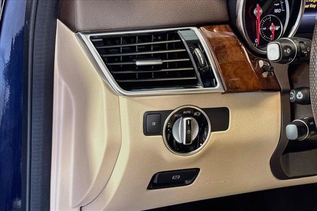 Used 2019 Mercedes-Benz GLS 550 4MATIC image 10