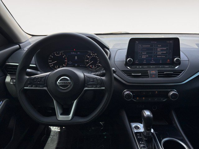 Used 2021 Nissan Altima 2.5 SV FWD video 2