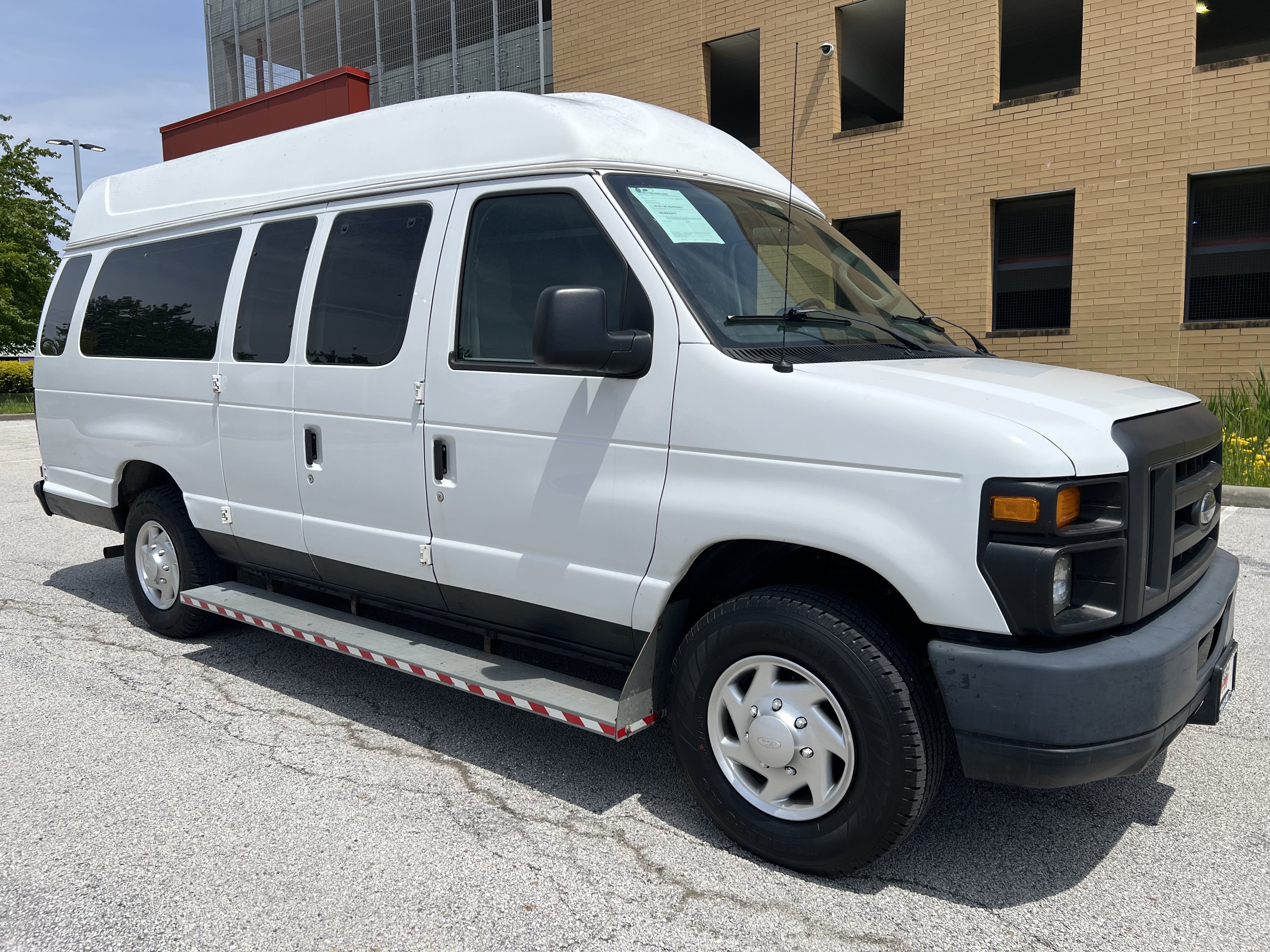 Used 2013 Ford E-250 and Econoline 250 Extended w/ PWR Group RWD image 10
