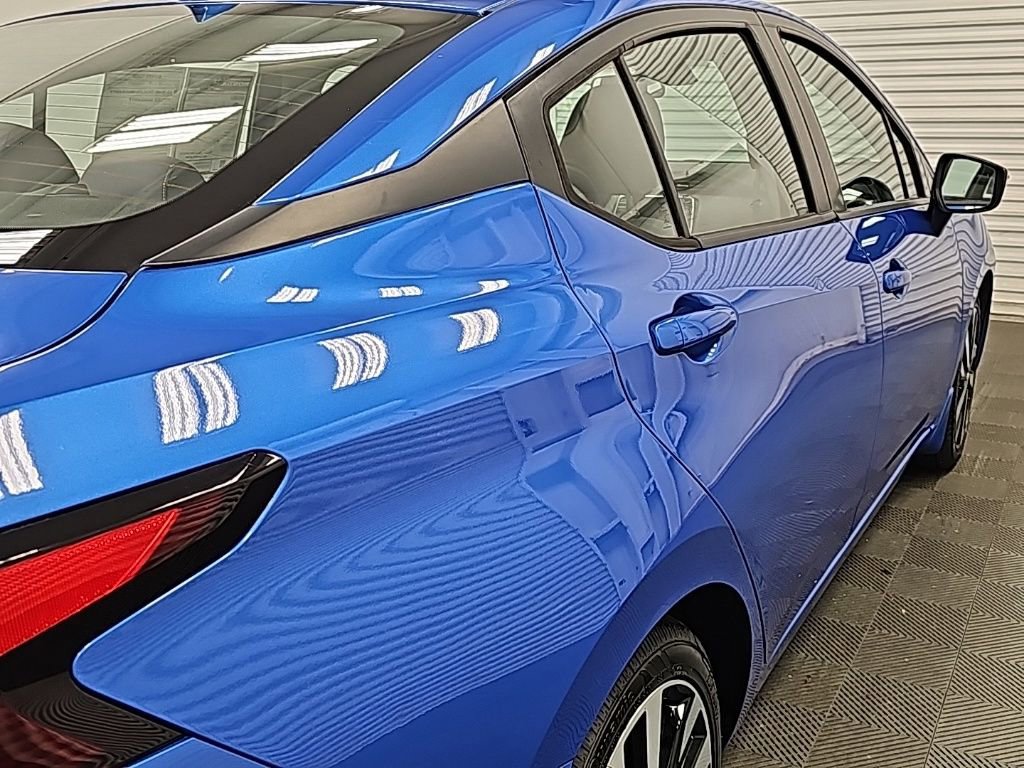 Used 2021 Nissan Versa SR image 10