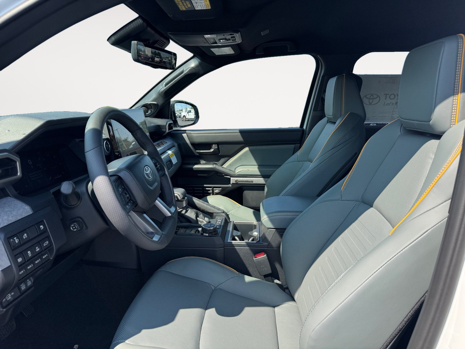 New 2026 Toyota 4Runner Trailhunter AWD/4WD image 12