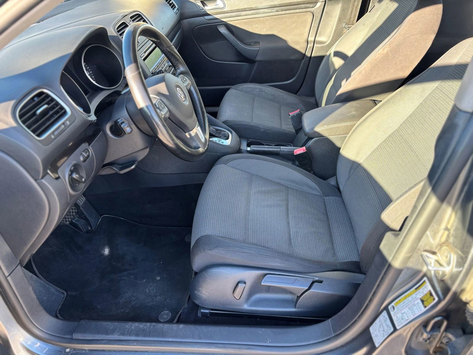 Used 2014 Volkswagen Jetta S image 11