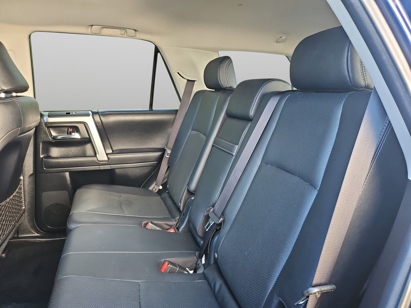 Used 2024 Toyota 4Runner Limited AWD/4WD image 42