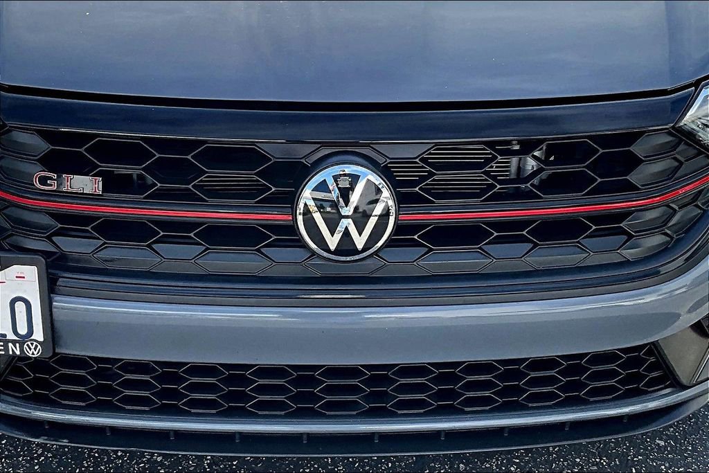 Used 2024 Volkswagen Jetta GLI 40th Anniversary Edition image 28