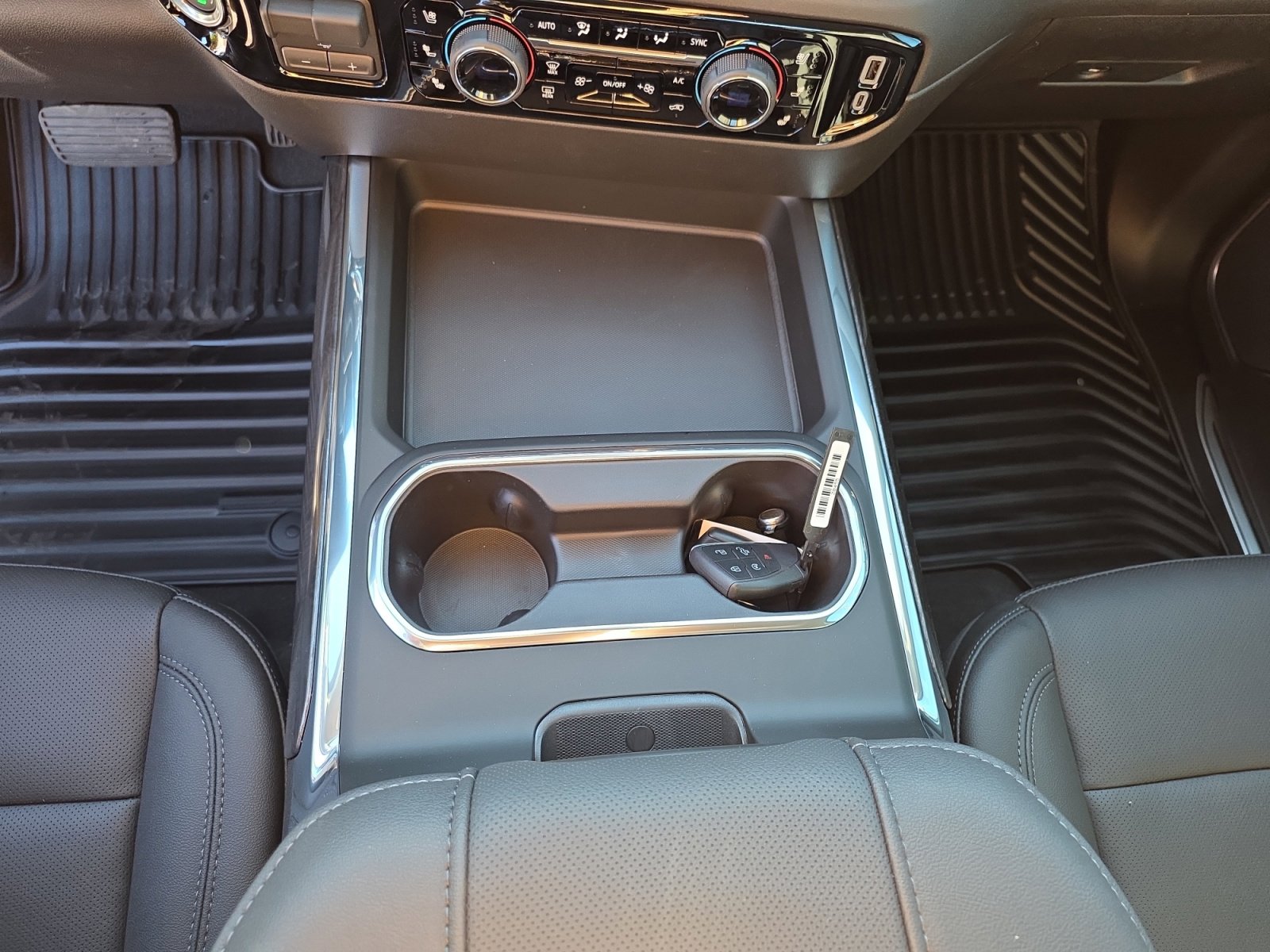 New 2026 Chevrolet Silverado 3500 LTZ w/ LTZ Convenience Package image 22