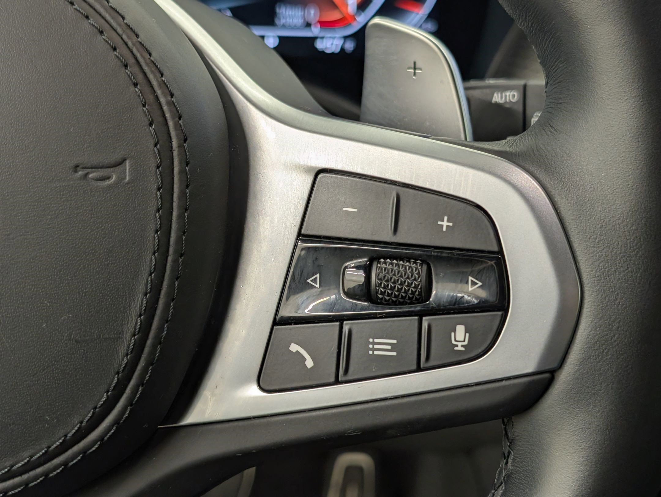 Certified 2023 BMW X3 xDrive30i w/ M Sport Package image 23