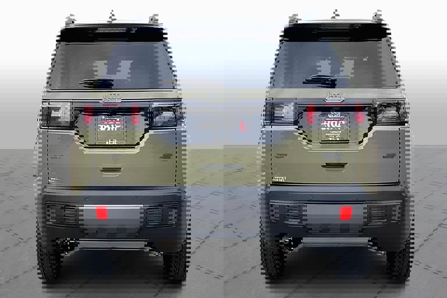 New 2026 Jeep Cherokee Overland w/ Advanced Pro Tech Group image 4