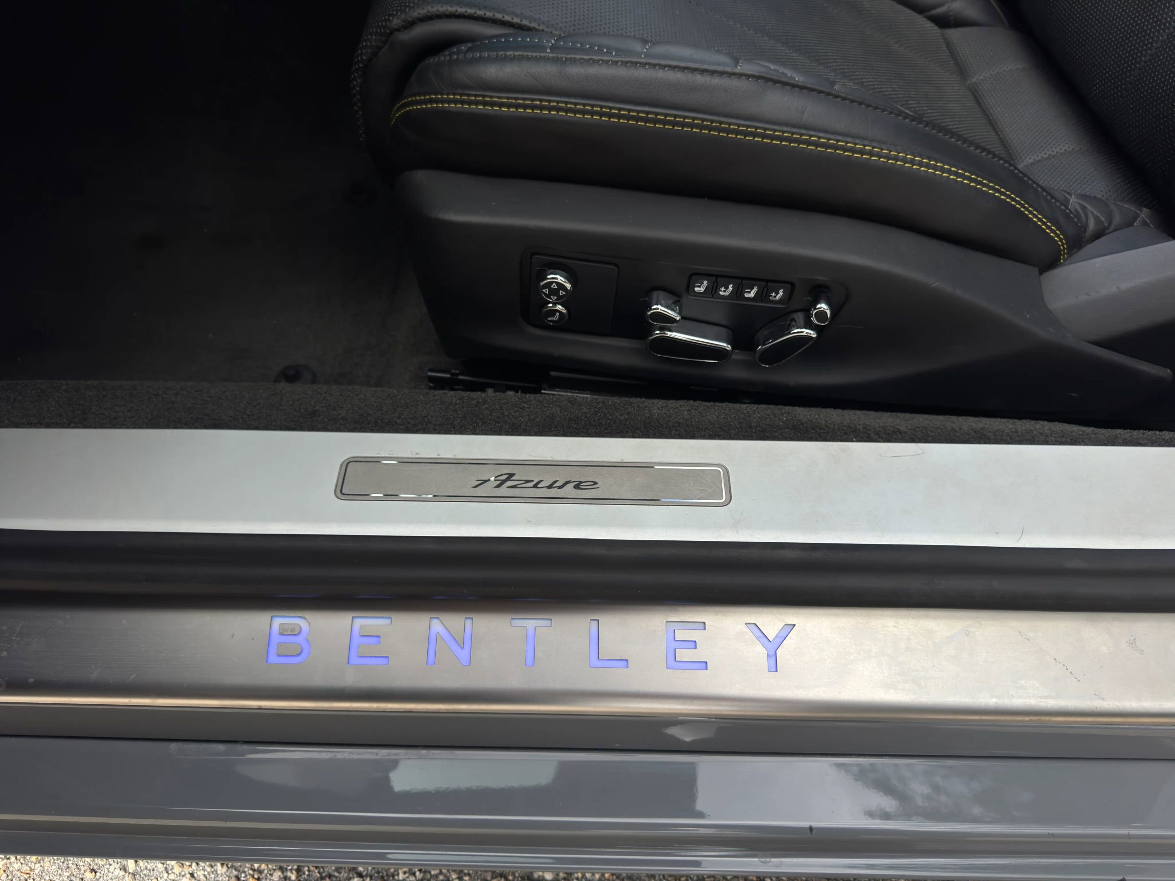 Used 2023 Bentley Continental GT Mulliner image 13