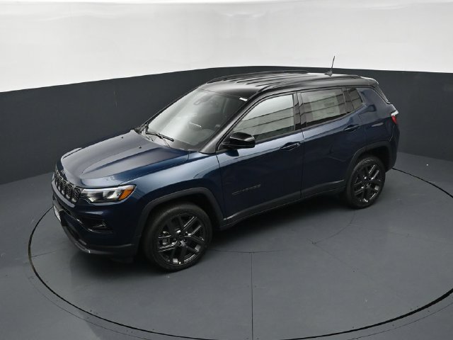 New 2026 Jeep Compass Limited AWD/4WD image 18