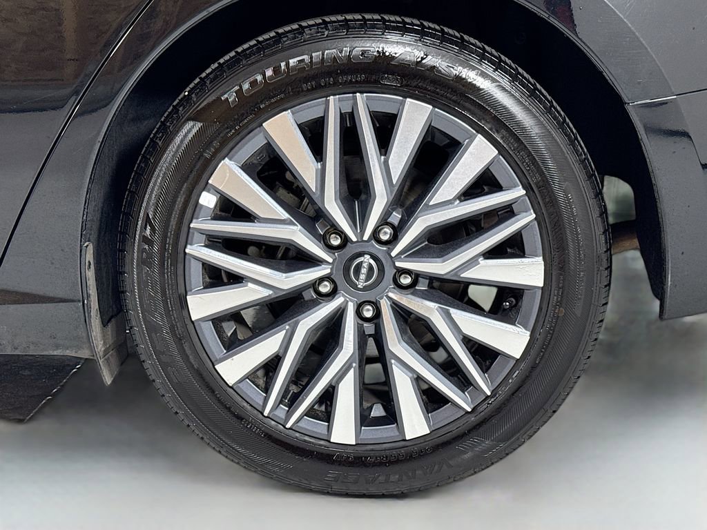 Used 2025 Nissan Altima 2.5 SV image 10