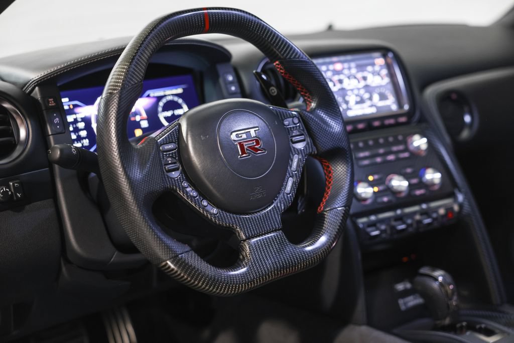 Used 2015 Nissan GT-R Black Edition AWD/4WD image 34