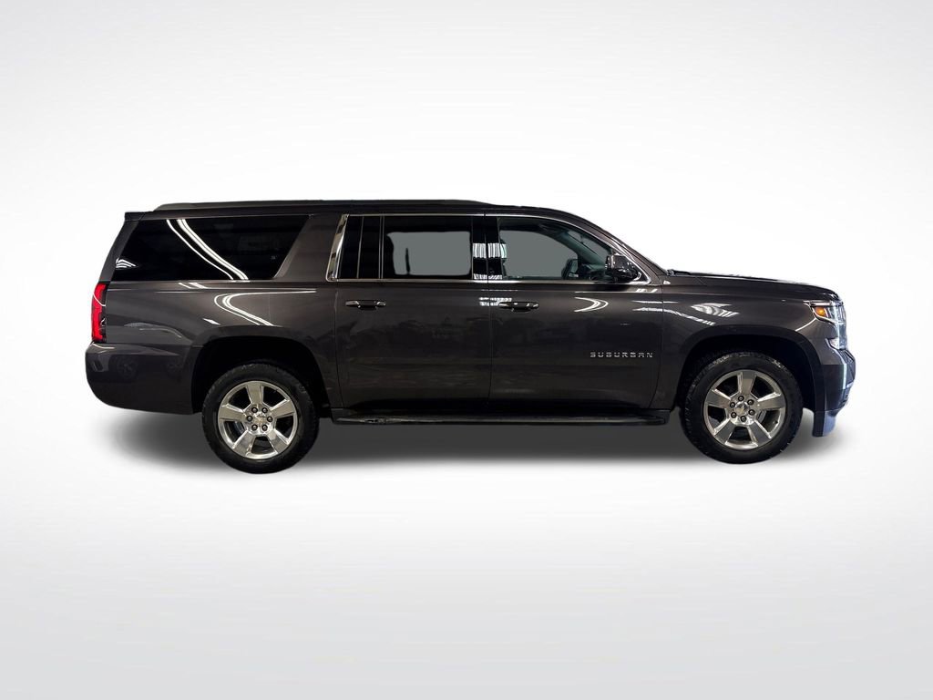 Used 2017 Chevrolet Suburban LS image 7