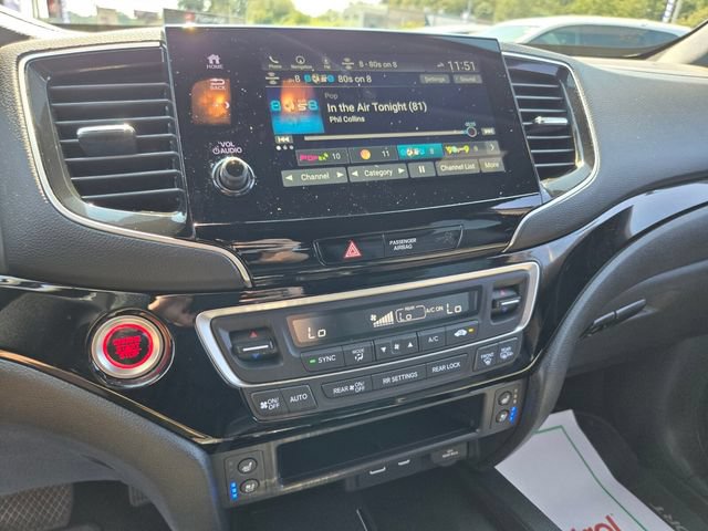 Used 2025 Honda Passport Black Edition image 28