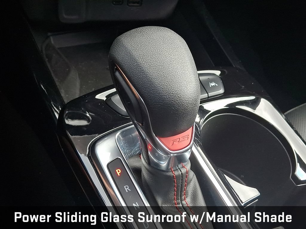 Certified 2024 Chevrolet Trax RS w/ Sunroof Package FWD image 21