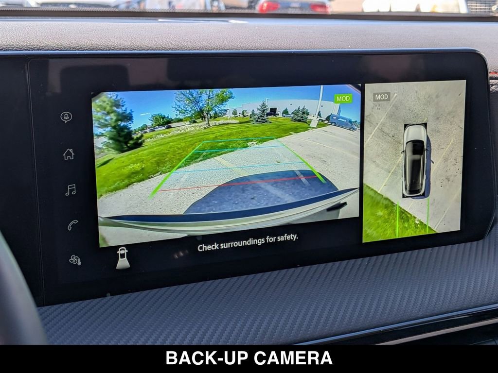 Used 2025 Nissan Kicks SR w/ SR Premium Package AWD/4WD image 6