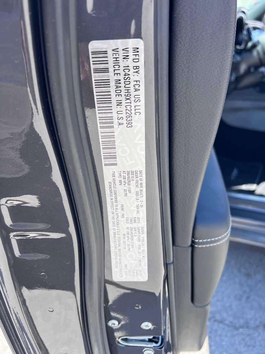 New 2026 Dodge Durango SRT Hellcat w/ 3rd Row Seating Group AWD/4WD image 37